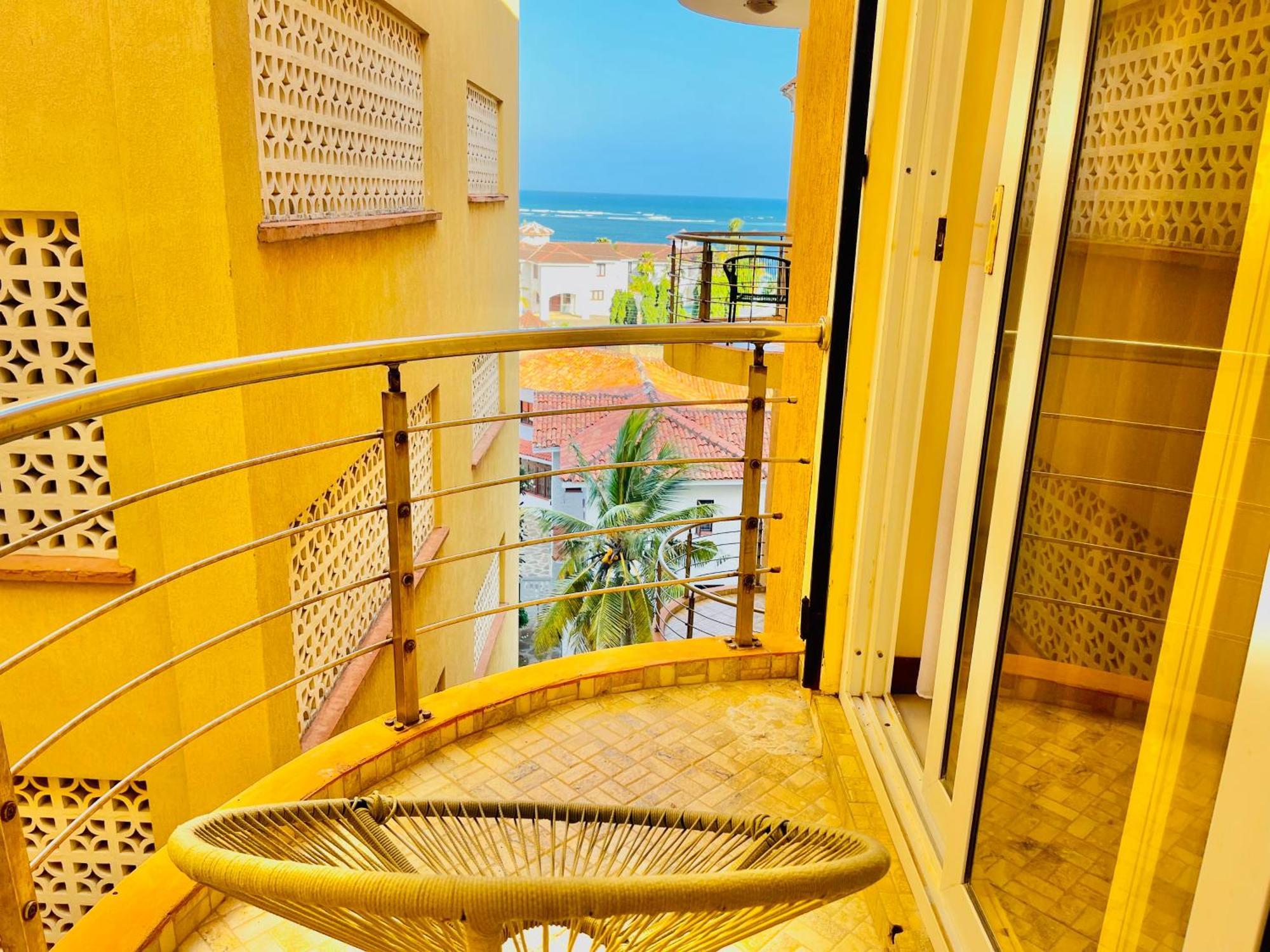 לינה וארוחת בוקר מומבסה Elna'S Nyali - Work & Unwind - Pool, Sea Views, Ac & Fast Wi-Fi מראה חיצוני תמונה