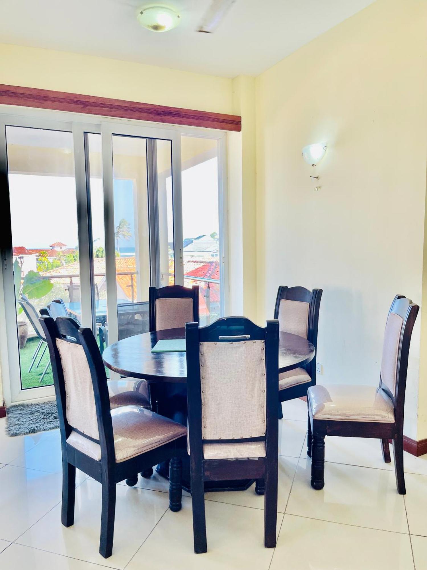 לינה וארוחת בוקר מומבסה Elna'S Nyali - Work & Unwind - Pool, Sea Views, Ac & Fast Wi-Fi מראה חיצוני תמונה